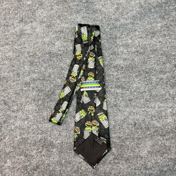 Sesame Street Oscar the Grouch Mens Neck Tie Black Green Polyester Fun - Picture 5 of 7